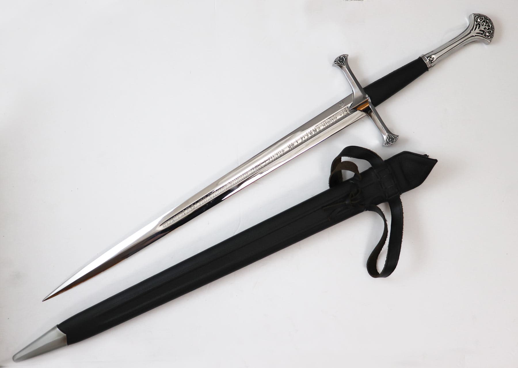 Anduril Dolch mit Scheide