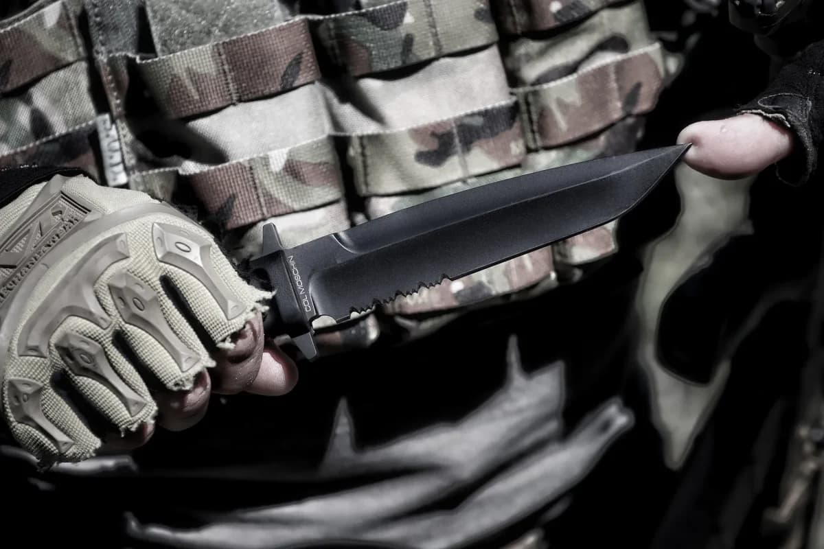 Col Moschin Black