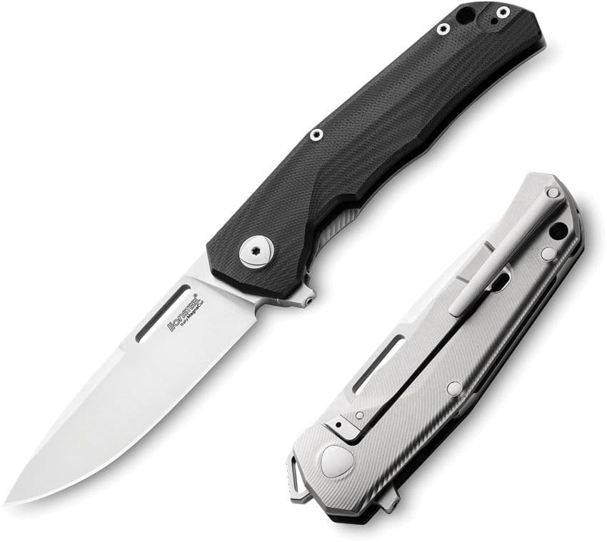 Q4ttro, Griff aus schwarzem G10/mattem Titan