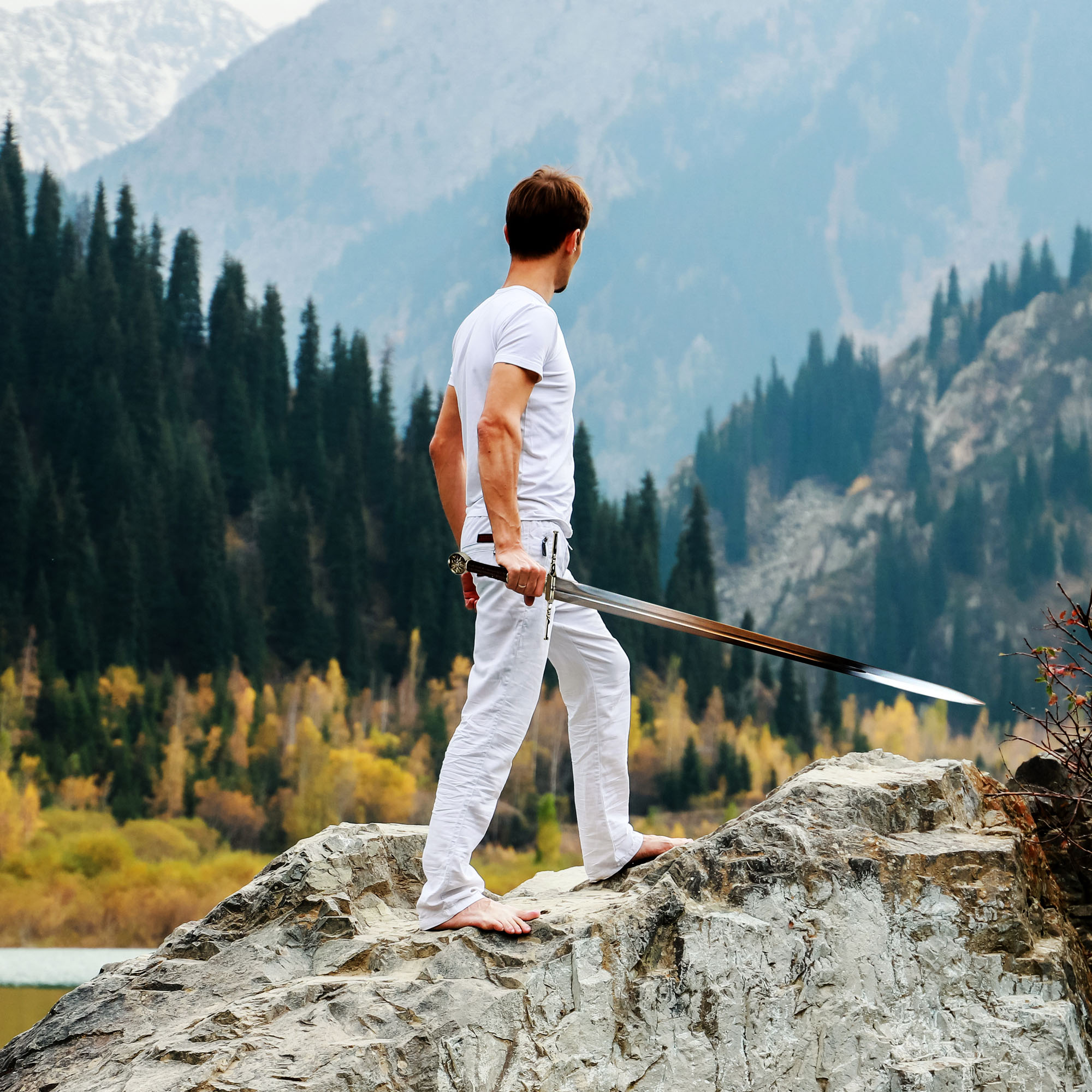 Witcher - Stahl Schwert mit Scheide, handgeschmiedet