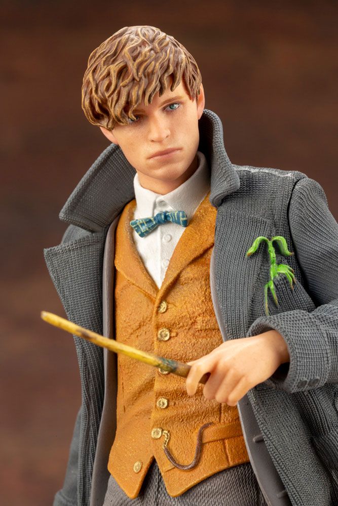 Phantastische Tierwesen 2 ARTFX+ Statue 1/10 Newt Scamander 18 cm