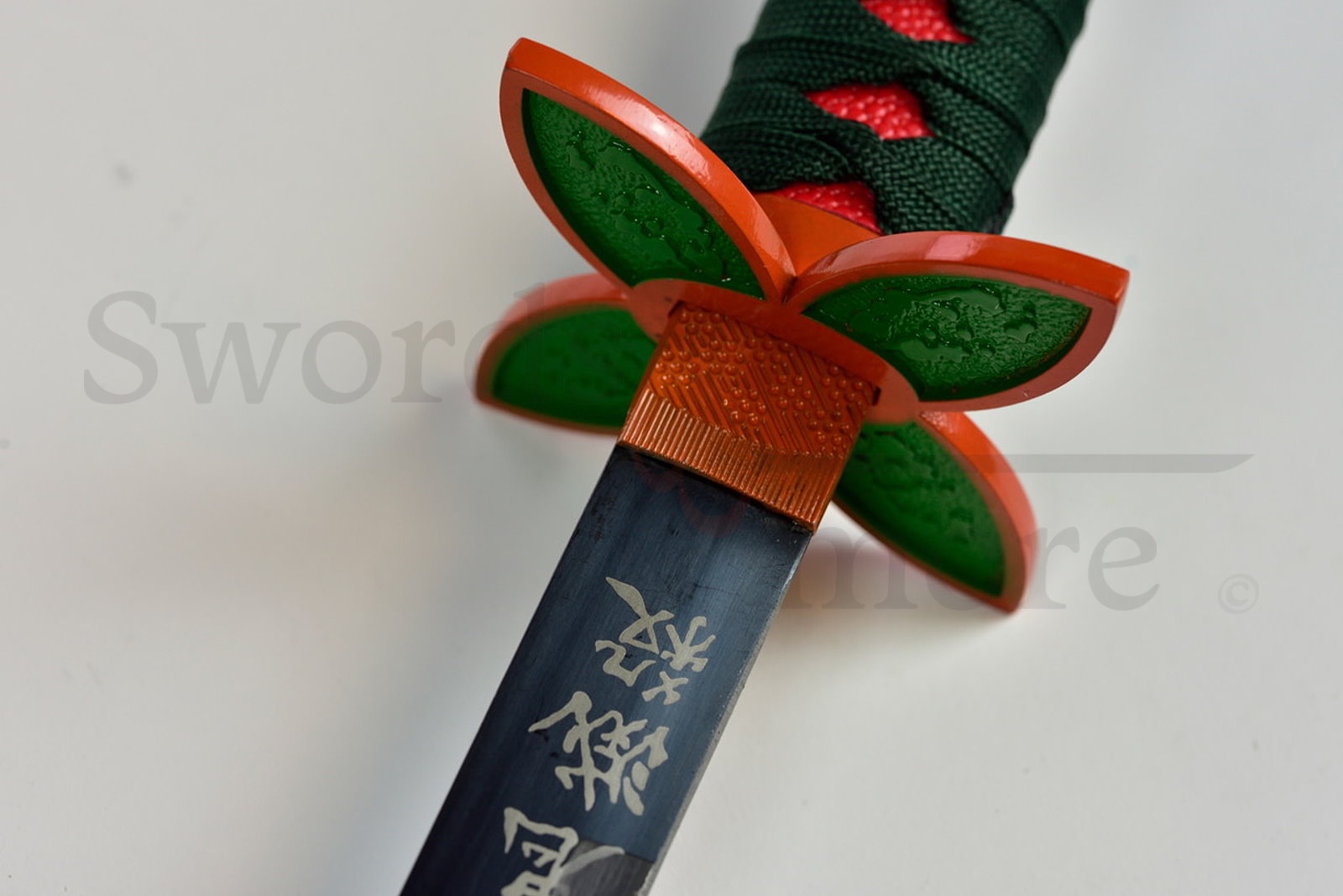 Demon Slayer: Kimetsu no Yaiba - Kochou Shinobu Schwert, handgeschmiedet Demon Slayer: Kimetsu no Yaiba - Kochou Shinobu Schwert, handgeschmiedet
