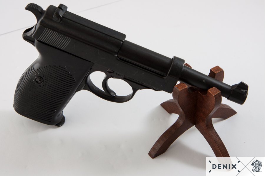 Automatic pistol, Germany 1938. (World War II)