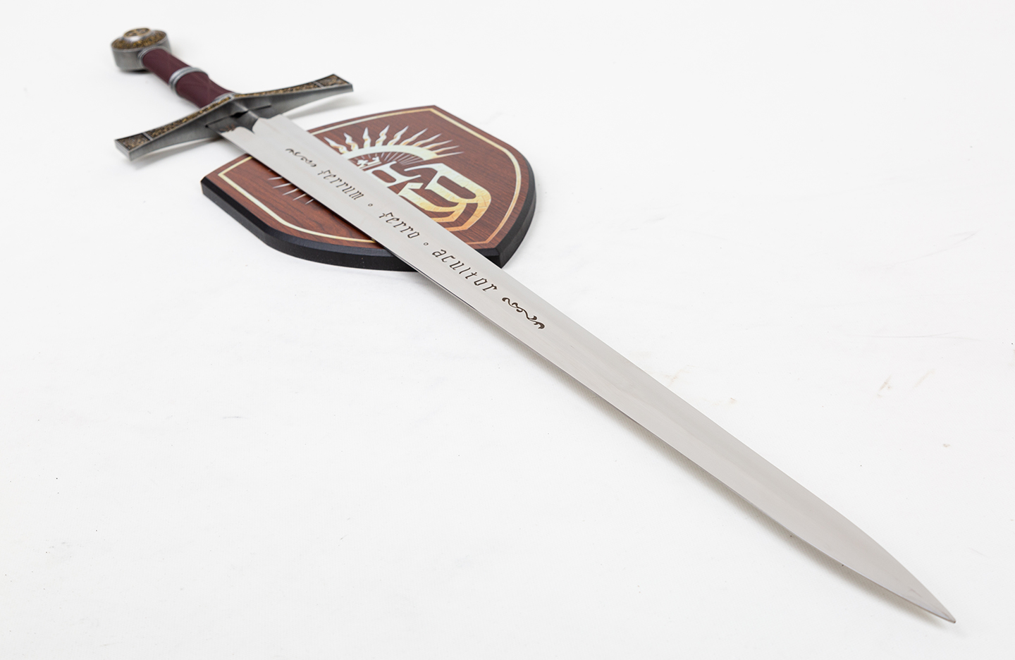 Kingdom Come: Deliverance 2 – Langschwert der Vier Evangelisten (112 cm) inkl. KCD II Wandtafel