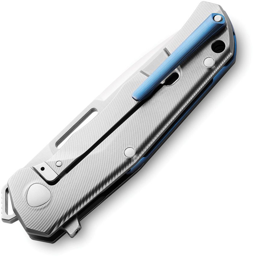 Q4ttro, gray titan handle