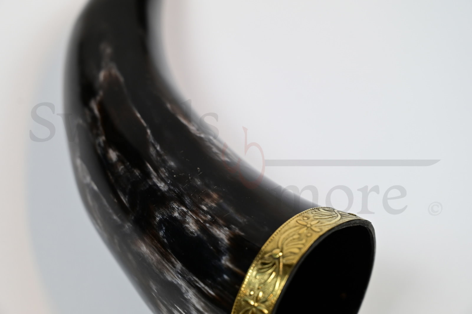 Wikingerhorn mit Schultergurt aus Leder