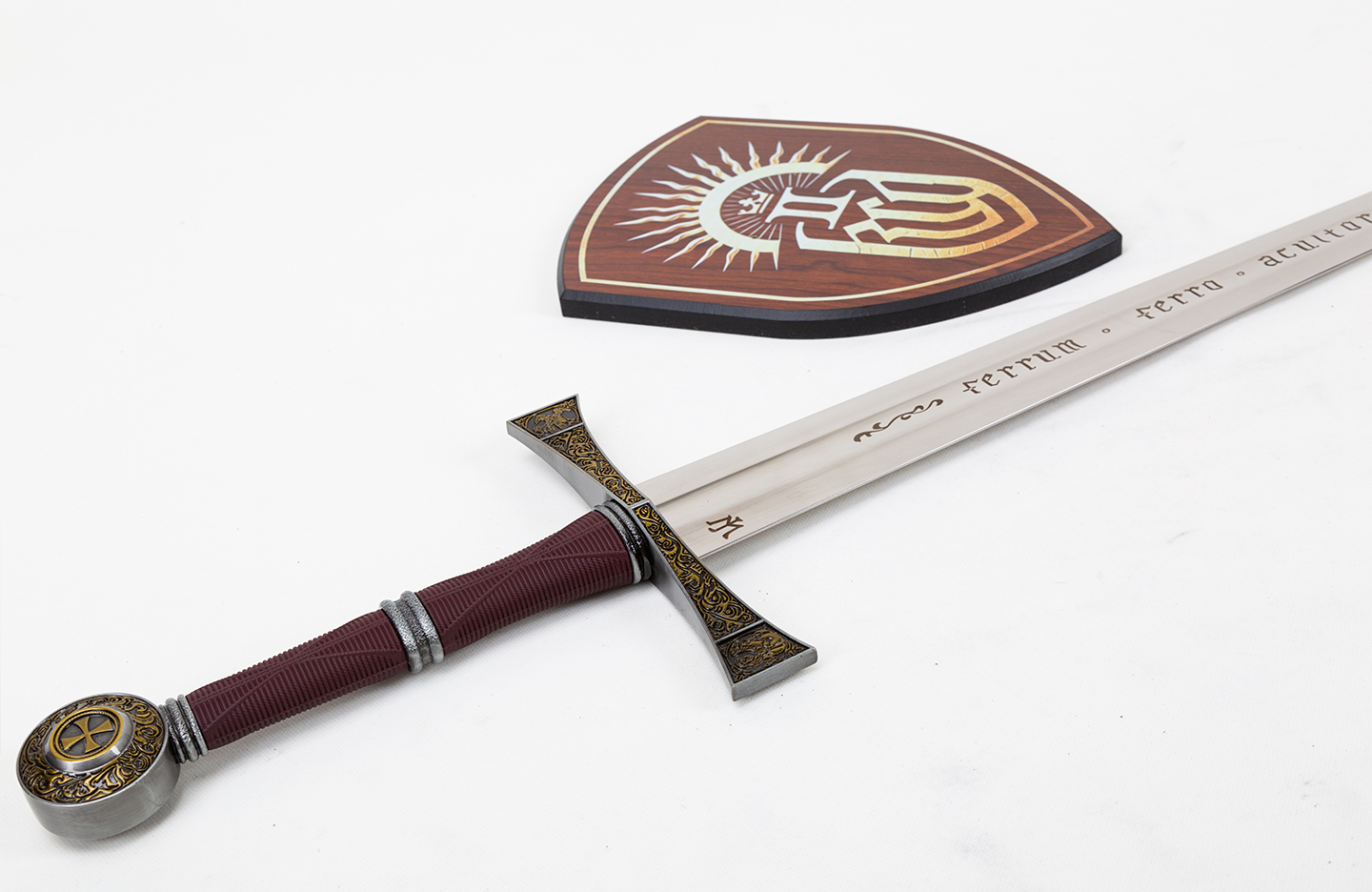 Kingdom Come: Deliverance 2 – Langschwert der Vier Evangelisten (112 cm) inkl. KCD II Wandtafel