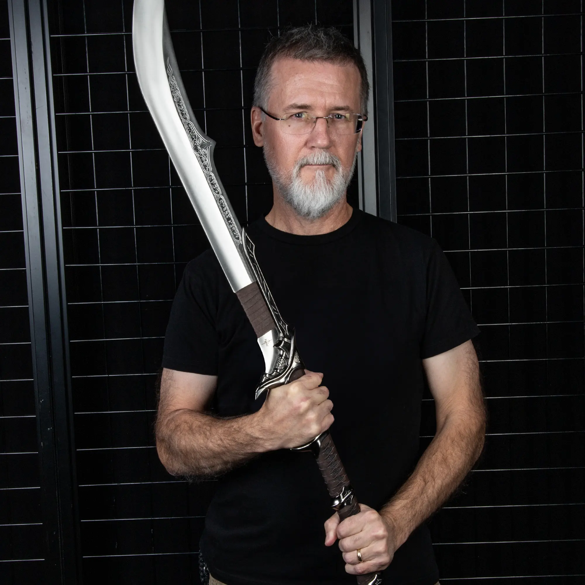 Kit Rae Savathos-Mithrodin Kriegsschwert