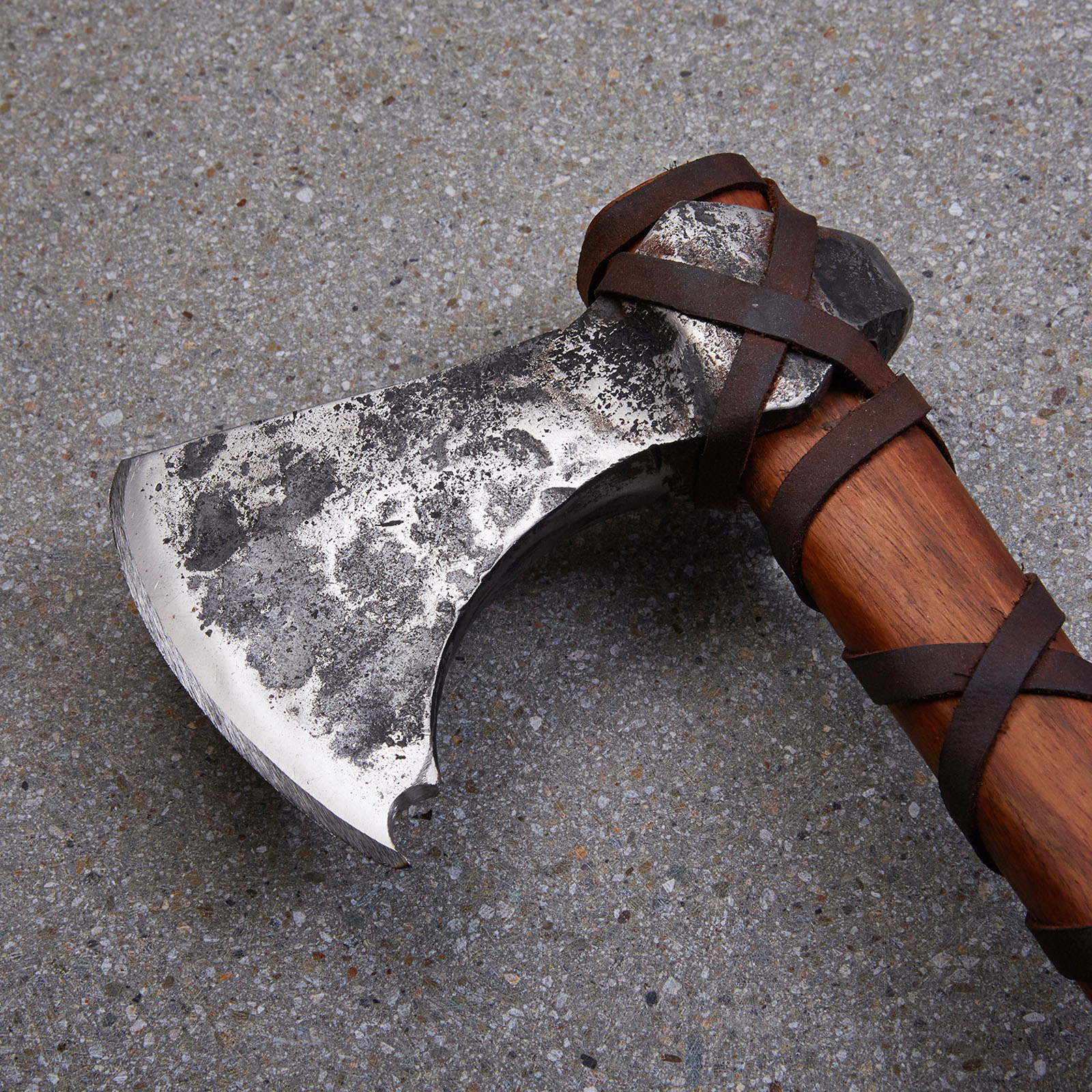 Gotland Schlausser Viking Axe