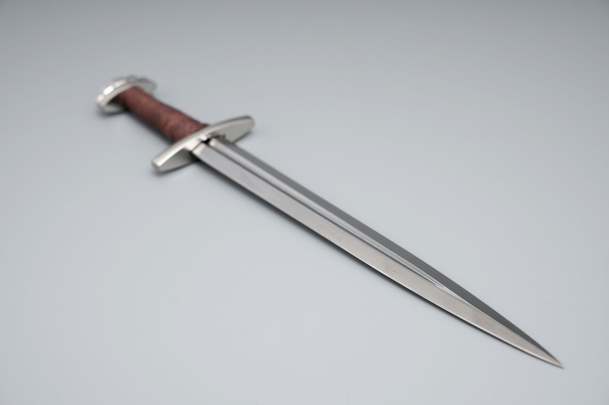 Wikinger Dolch / Brieföffner mit Scheide und Ständer