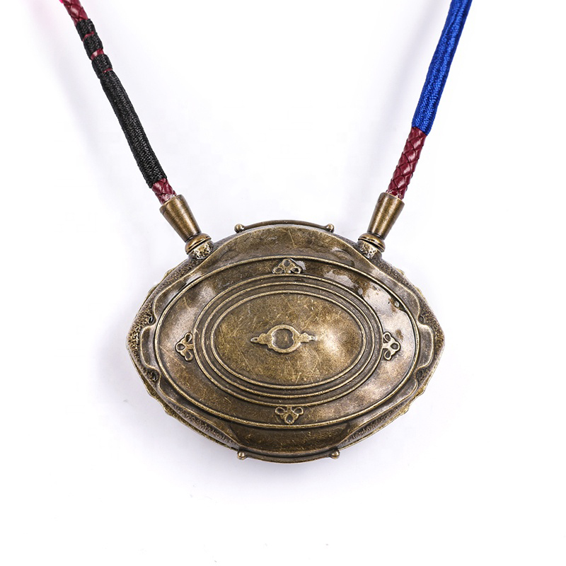 Dr. Strange - Auge von Agamotto Halskette aus Metall mit LED-Beleuchtung Dr. Strange - Auge von Agamotto Halskette aus Metall mit LED-Beleuchtung