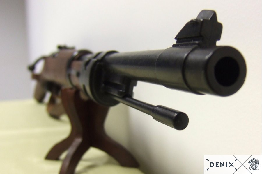 98K Carabine, designed by Mauser, Germany 1935, with belt