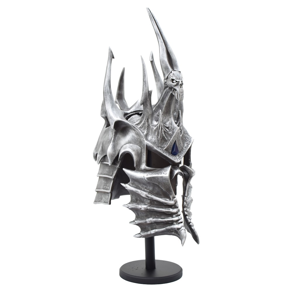World of Warcraft: Helm der Herrschaft (Lichkönig) – Premium Replika inkl. Holzständer