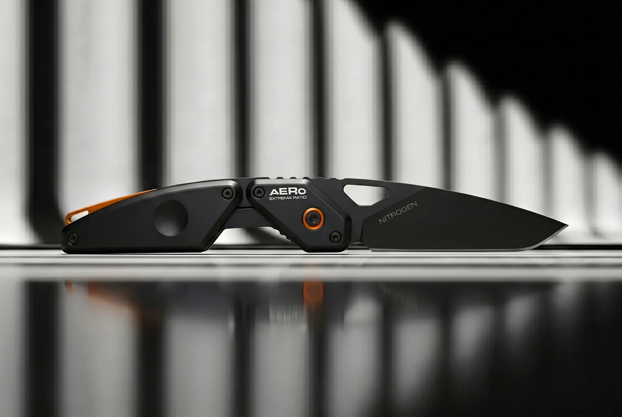 AERO NITROGEN BLACK ORANGE