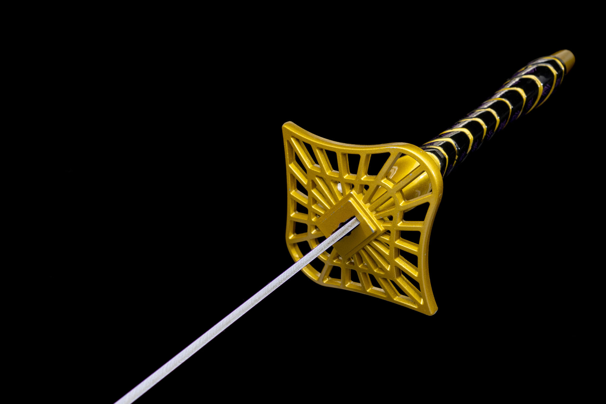 Clair Obscur: Expedition 33 – Medalum Schwert Replika inkl. Ständer