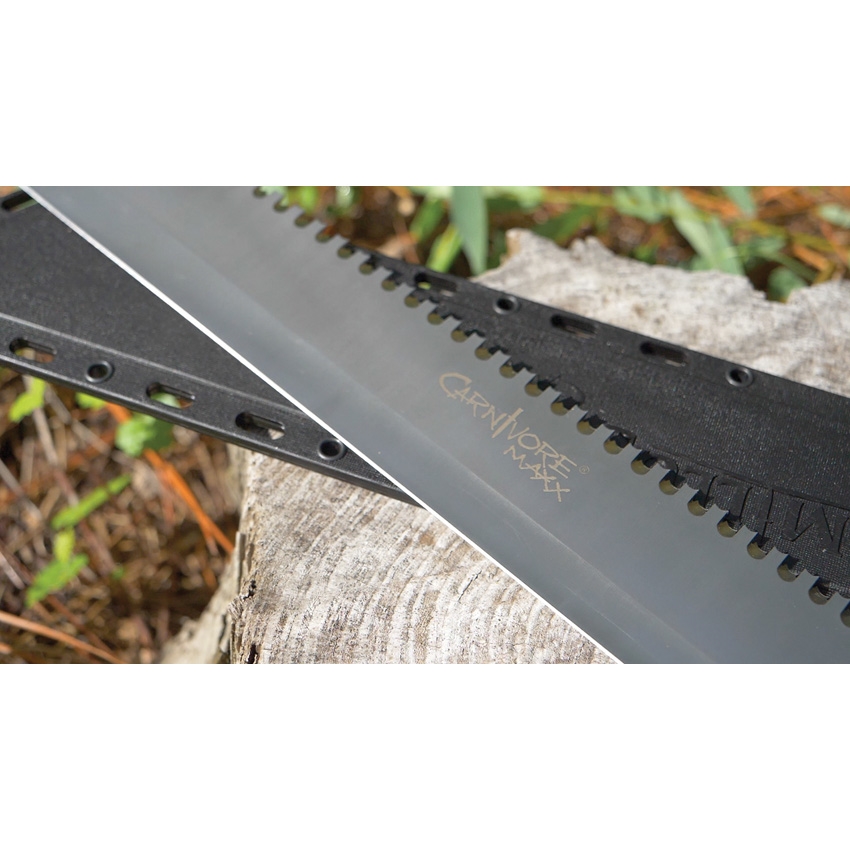Carnivore Maxx 2 Machete