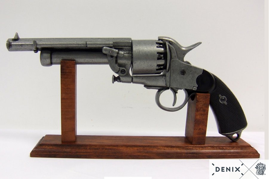 Wooden Stand for revolver