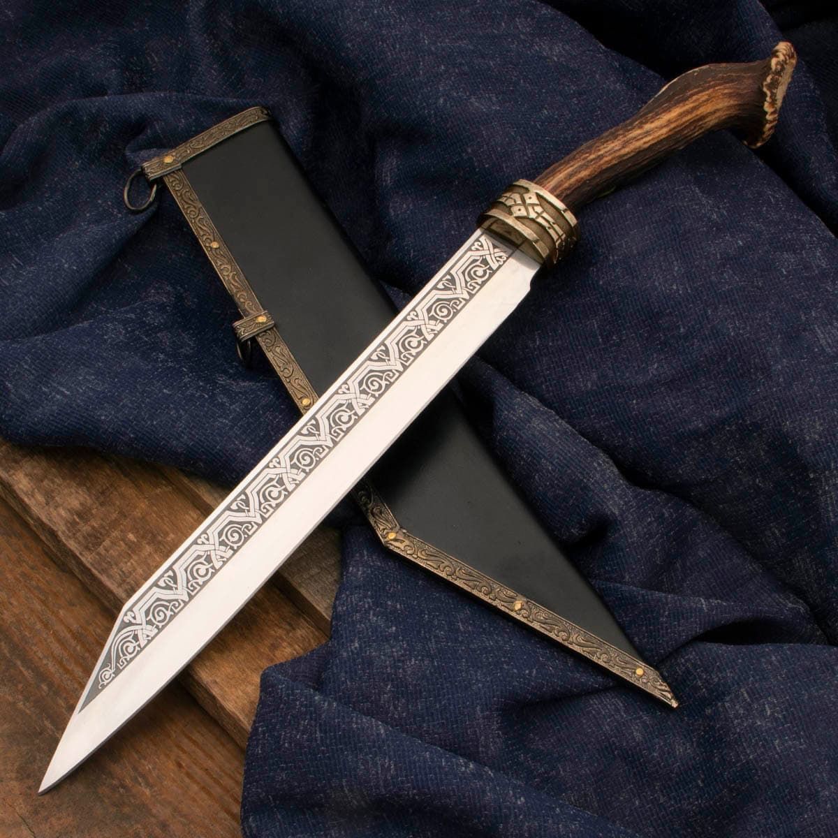 Royal Stag Seax