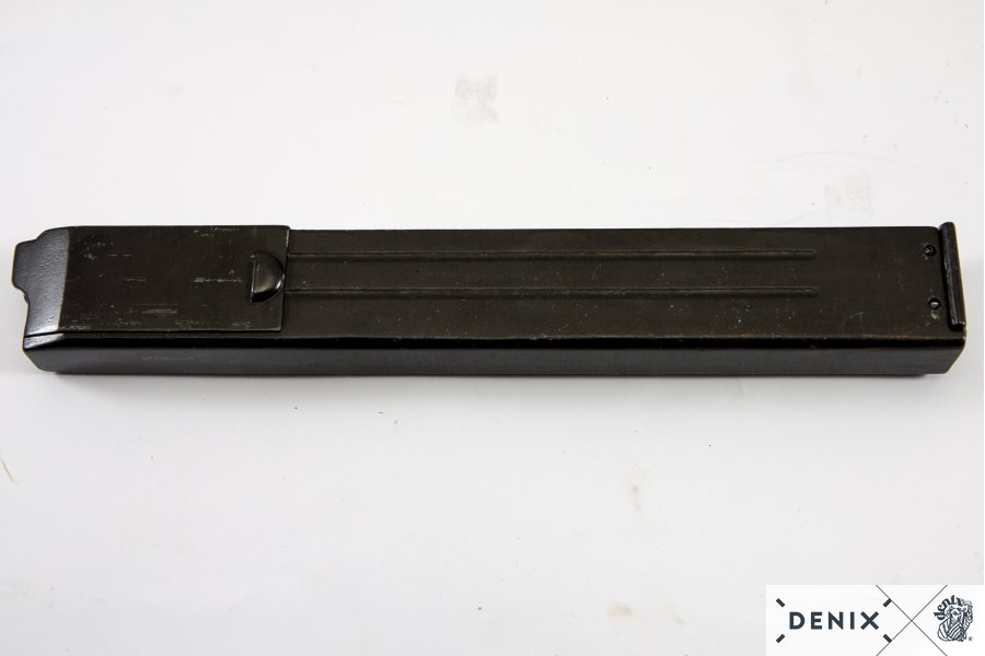 German MP 40 "Schmeisser" belt made of metal, with bracket, 9 mm, 2.WW