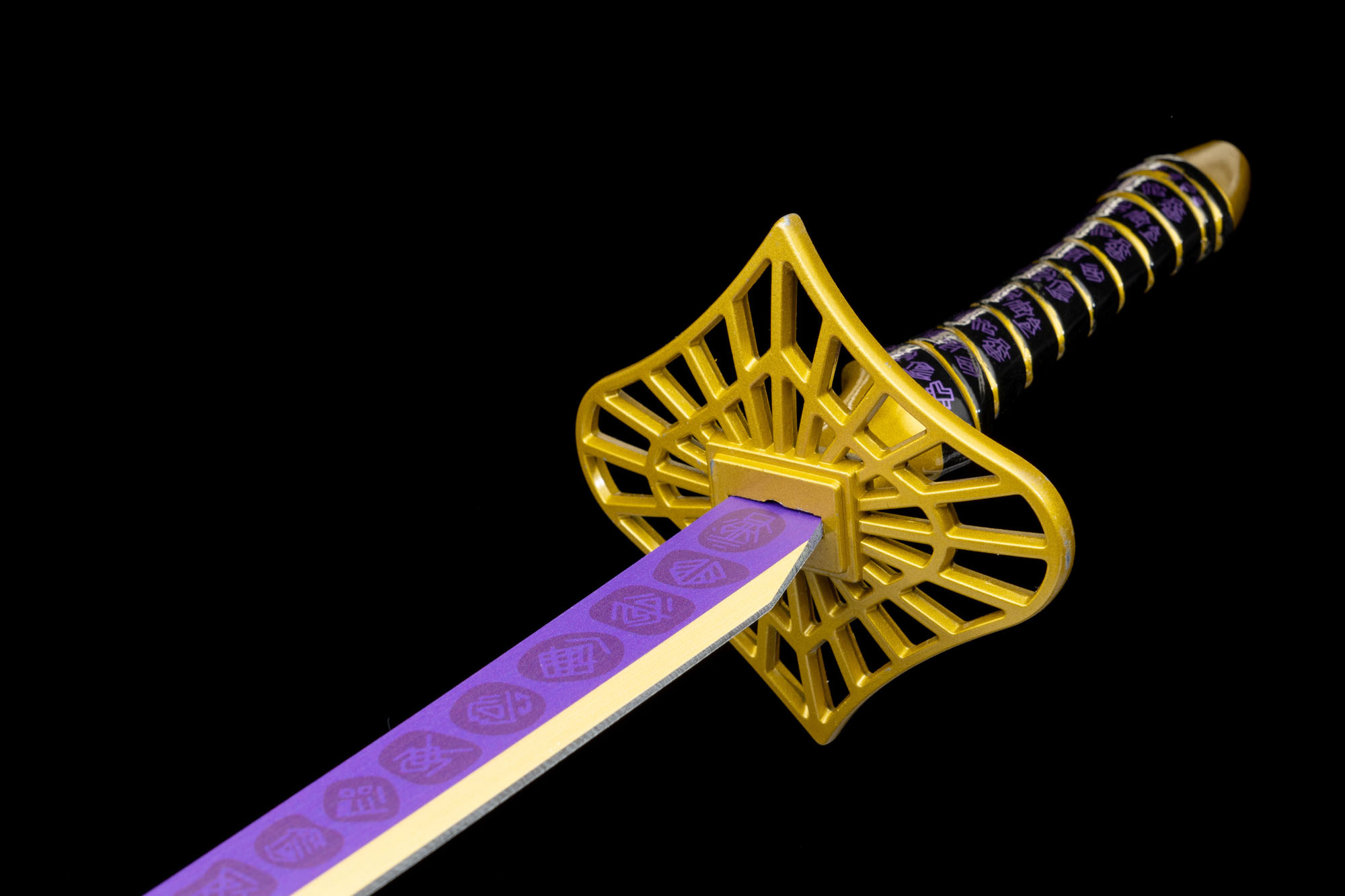 Clair Obscur: Expedition 33 – Medalum Schwert Replika inkl. Ständer