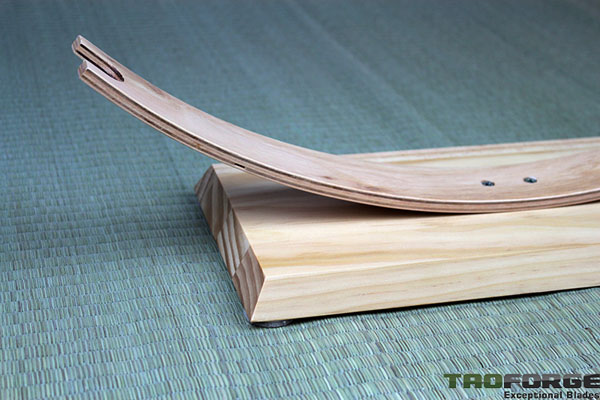 Design Sword stand for one sword – natural wood