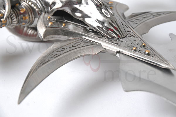 Warcraft - Frostmourne Schwert - Replik mit Wanddisplay Warcraft - Frostmourne Schwert - Replik mit Wanddisplay