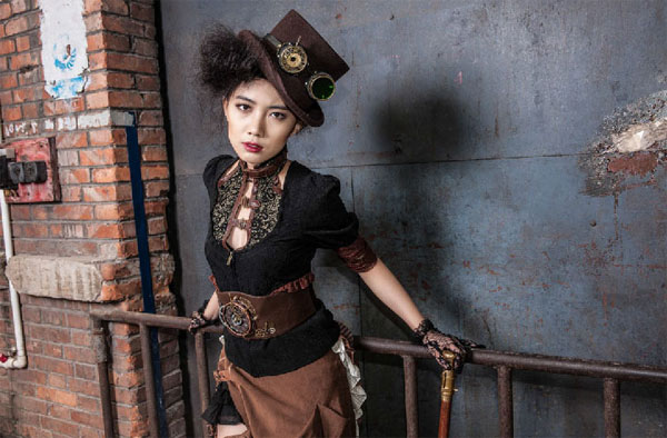 Steampunk Gürtel mit Uhr braun