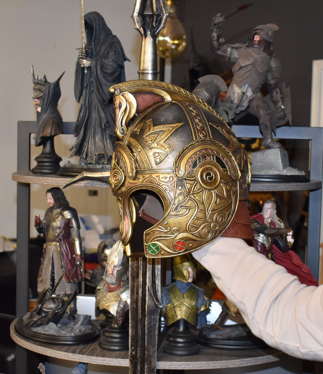 Der Herr der Ringe - Helm von König Theoden – Offiziell lizenziertes Sammlerstück Der Herr der Ringe - Helm von König Theoden – Offiziell lizenziertes Sammlerstück