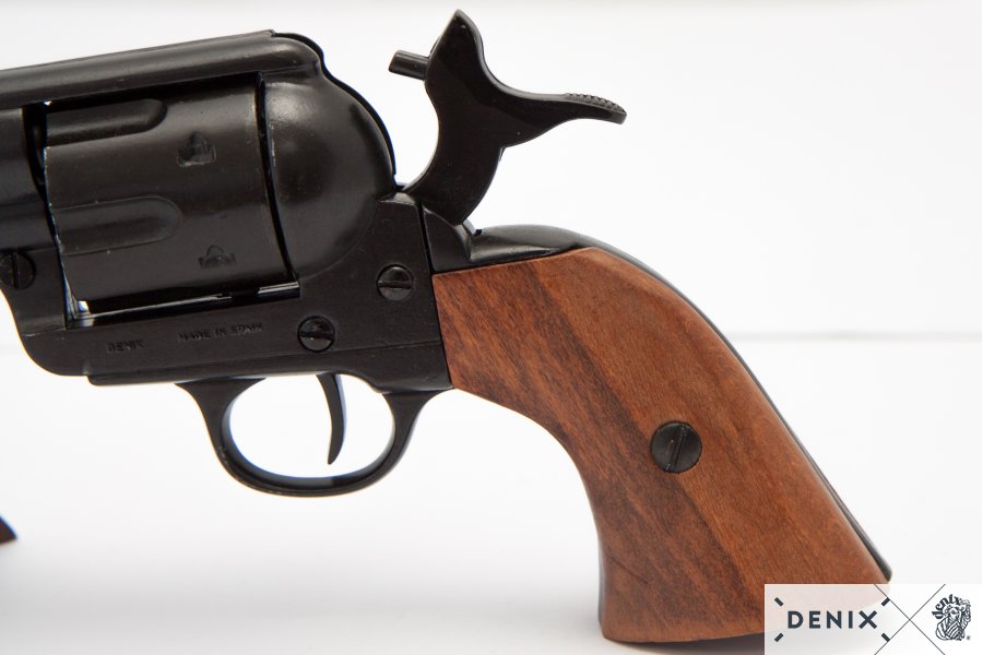 45er Colt Peacemaker black with wooden handle