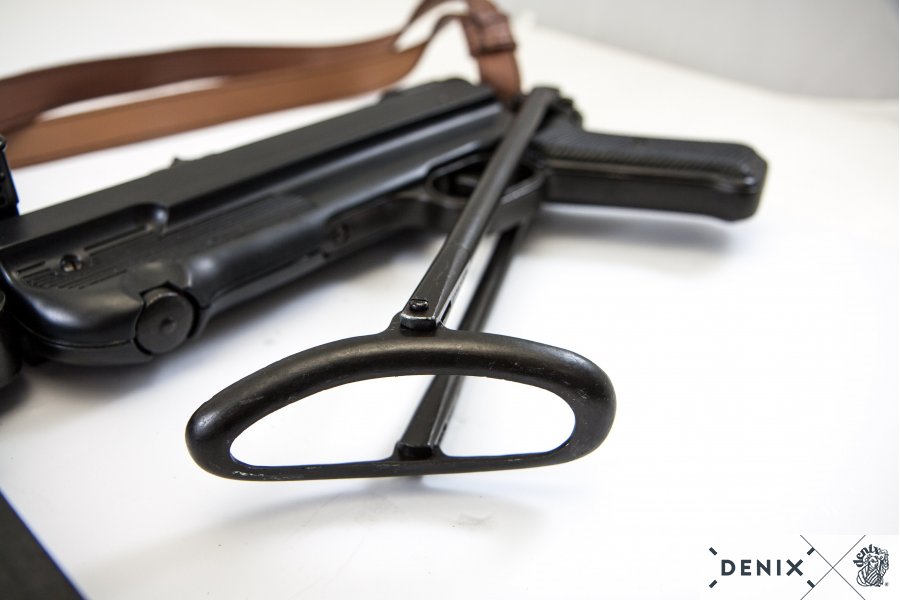 Deutsche MP 40 „Schmeisser“ Gurt aus Metall, mit Bügel, 9 mm, 2.Wk.