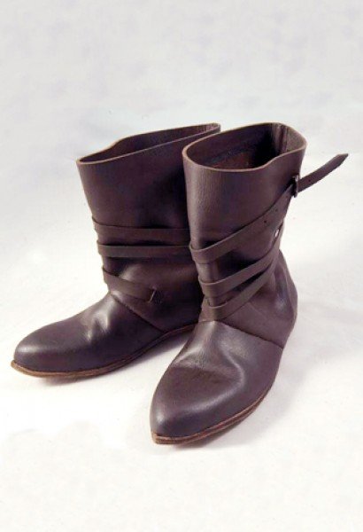 15th Century Men's shoes with 1 Buckle and Straps, Size 7