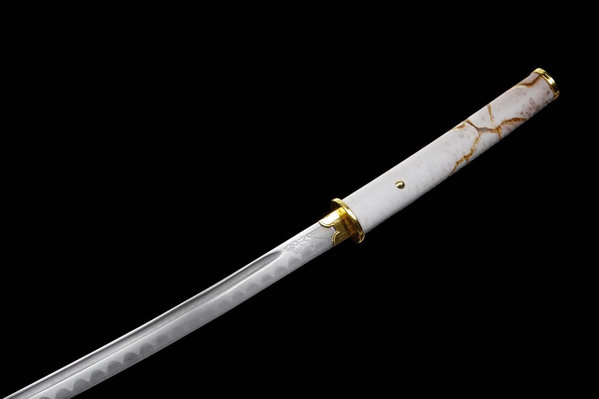 Ghost of Yōtei – Gilded Dawn Katana mit Scheide