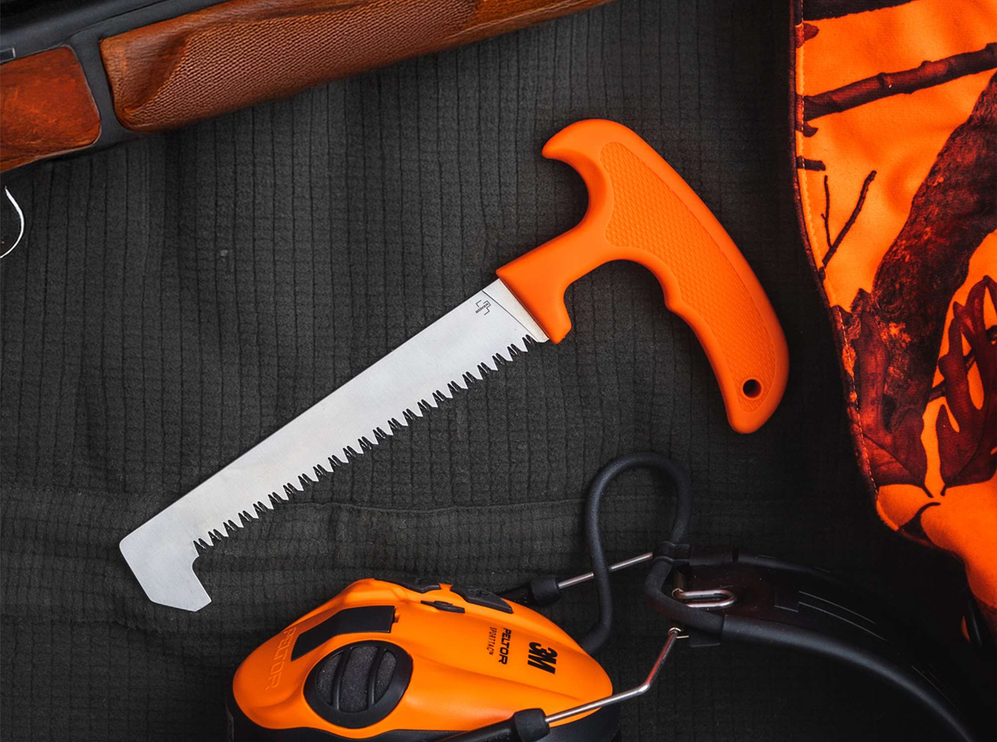 HL Game Processing Saw