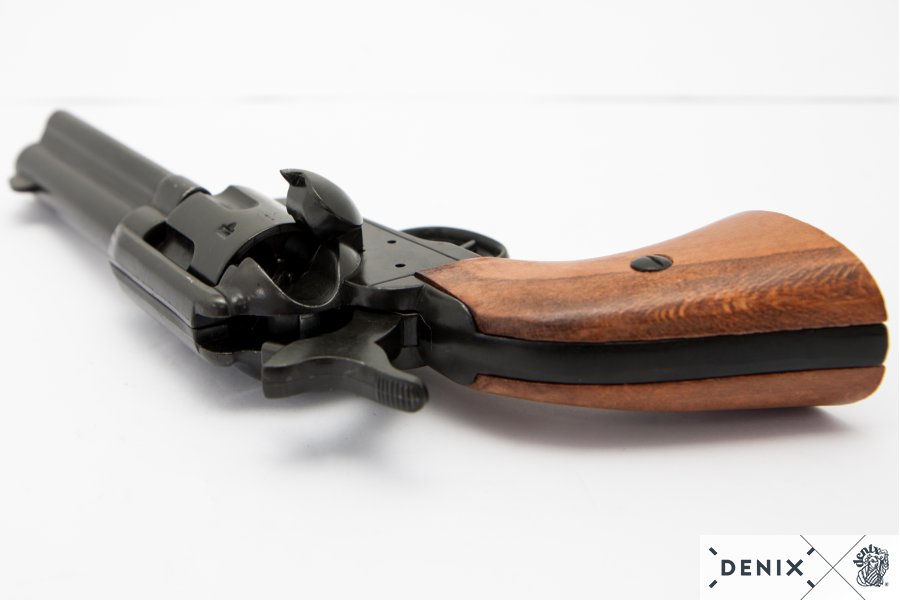 45er Colt Peacemaker black with wooden handle