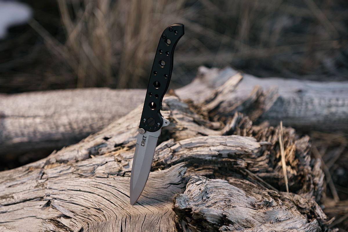 M16-01S Spear Point Black by Kit Carson