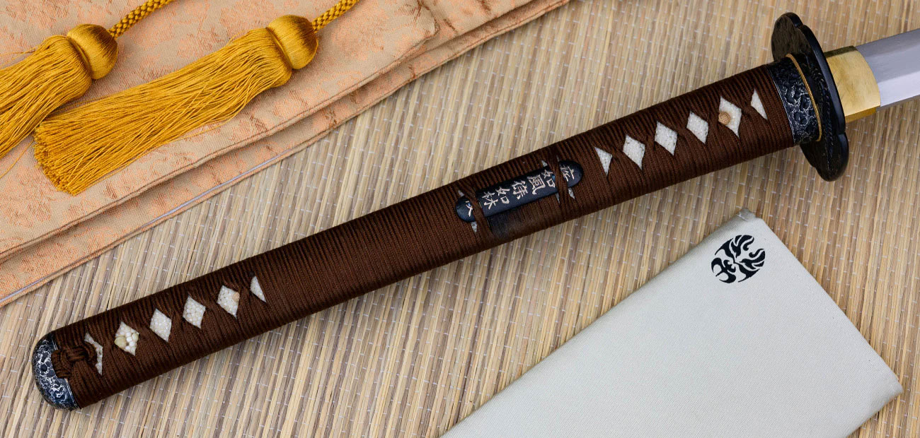 Mukade Ni Katana-Ron Chen Exclusive