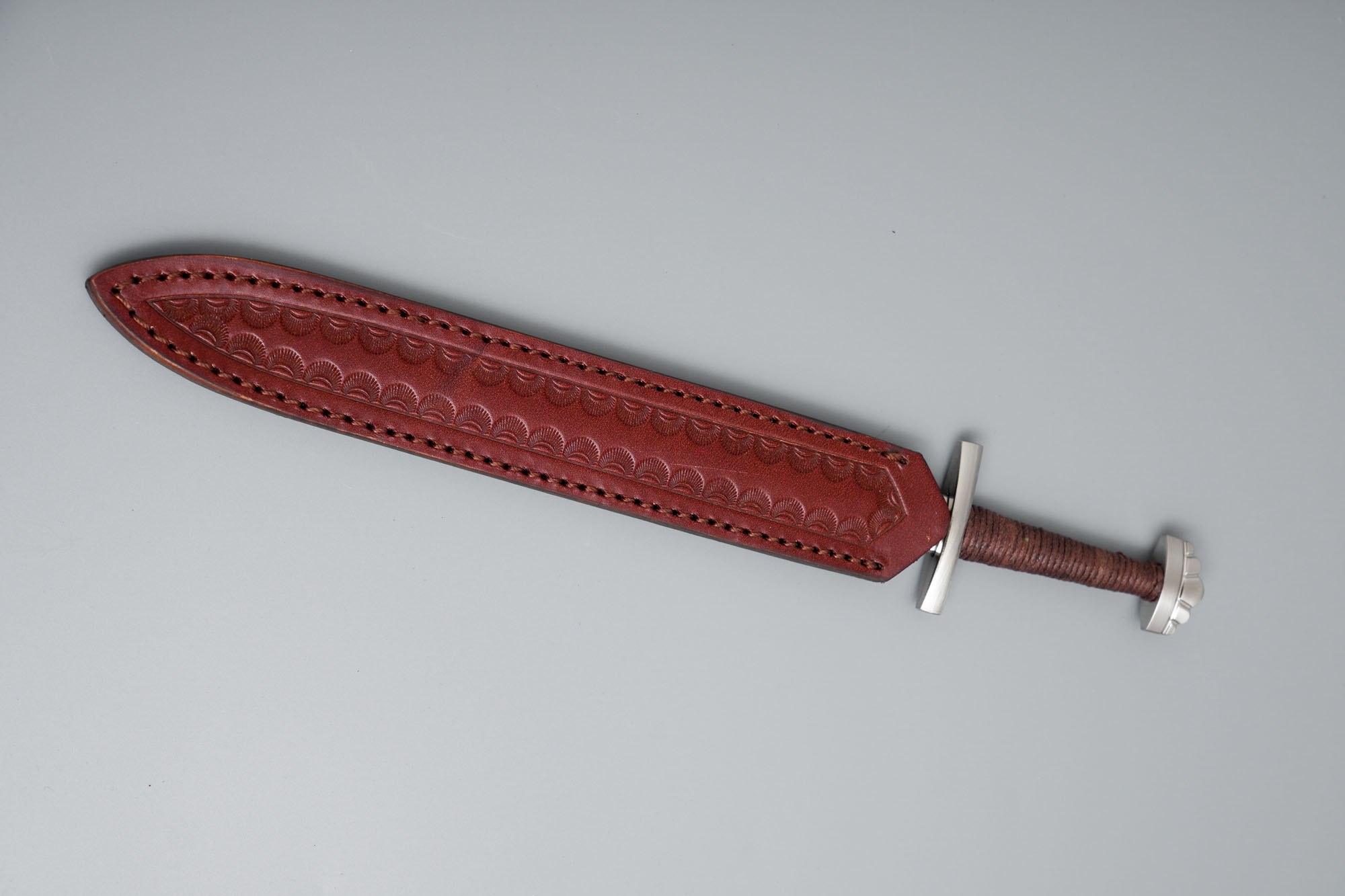 Wikinger Dolch / Brieföffner mit Scheide und Ständer