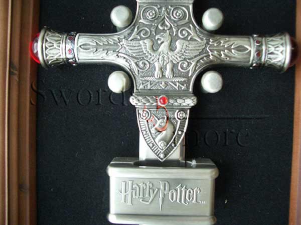 Harry Potter – The Godric Griffindor Sword Harry Potter – The Godric Griffindor Sword