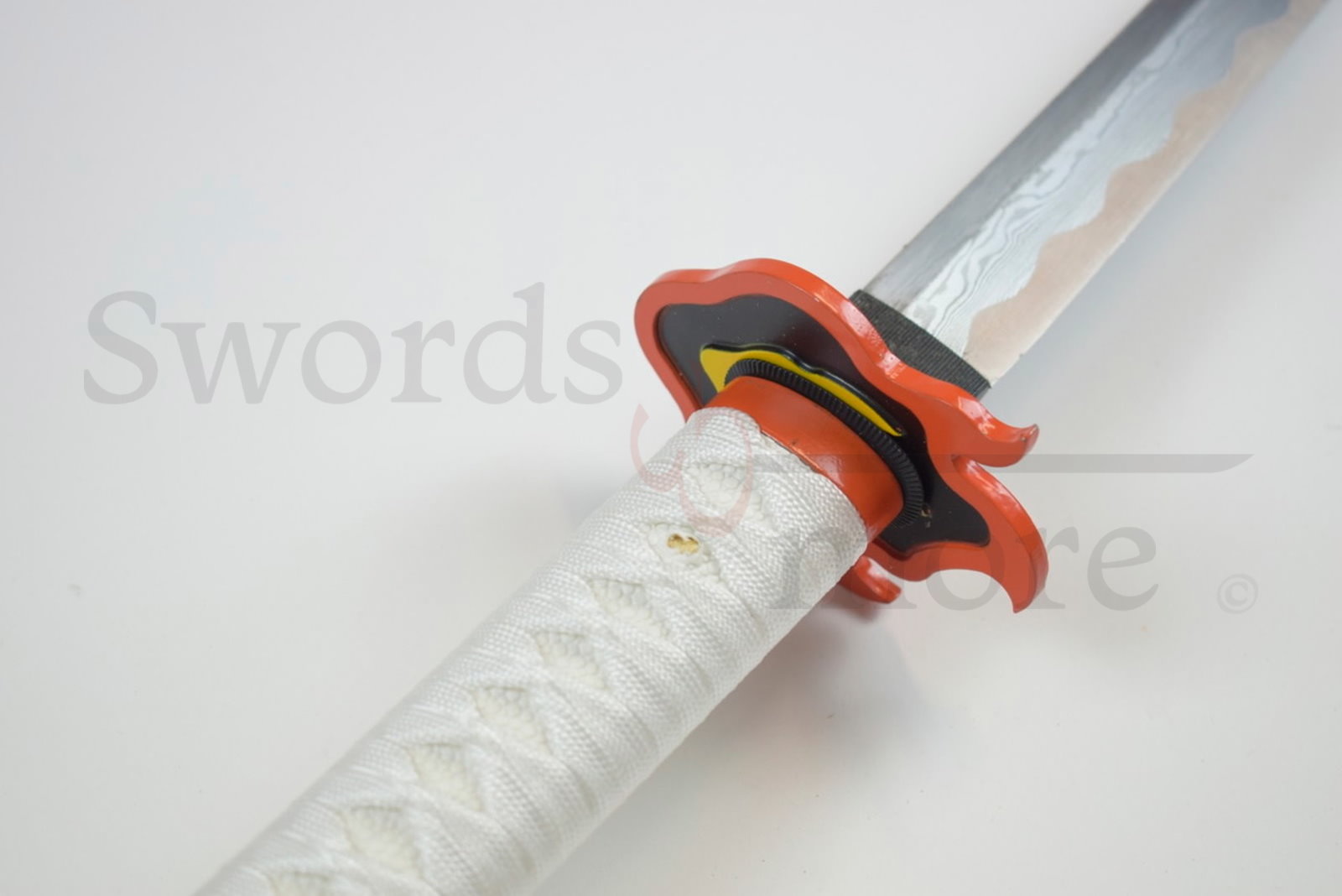 Demon Slayer: Kimetsu no Yaiba - Rengoku Kyoujurou Schwert - handgeschmiedet und gefaltet, Set Demon Slayer: Kimetsu no Yaiba - Rengoku Kyoujurou Schwert - handgeschmiedet und gefaltet, Set