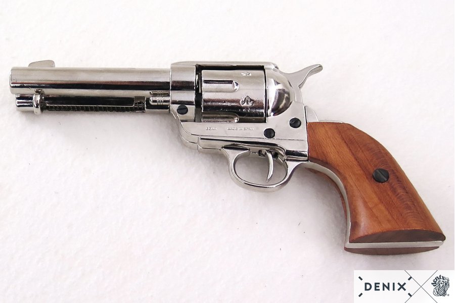 45er Colt Peacemaker vernickelt mit Holzgriff 45er Colt Peacemaker vernickelt mit Holzgriff