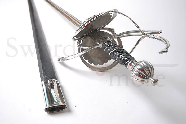 Geriffeltes Swept Hilt Rapier