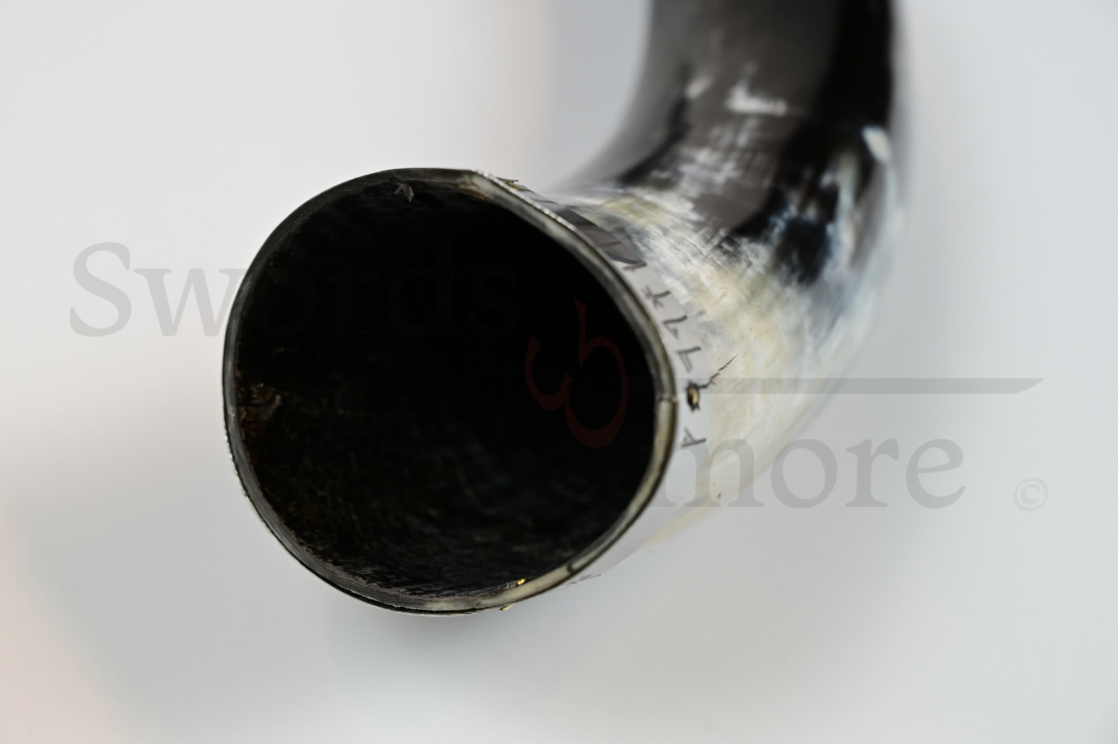 Wikinger Runen Horn mit Lederband