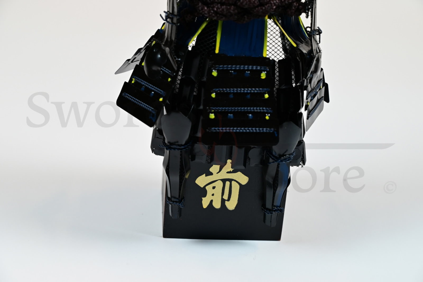 Japanese samurai armor miniature, black