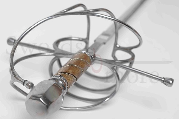 Degen mit drei Ringen