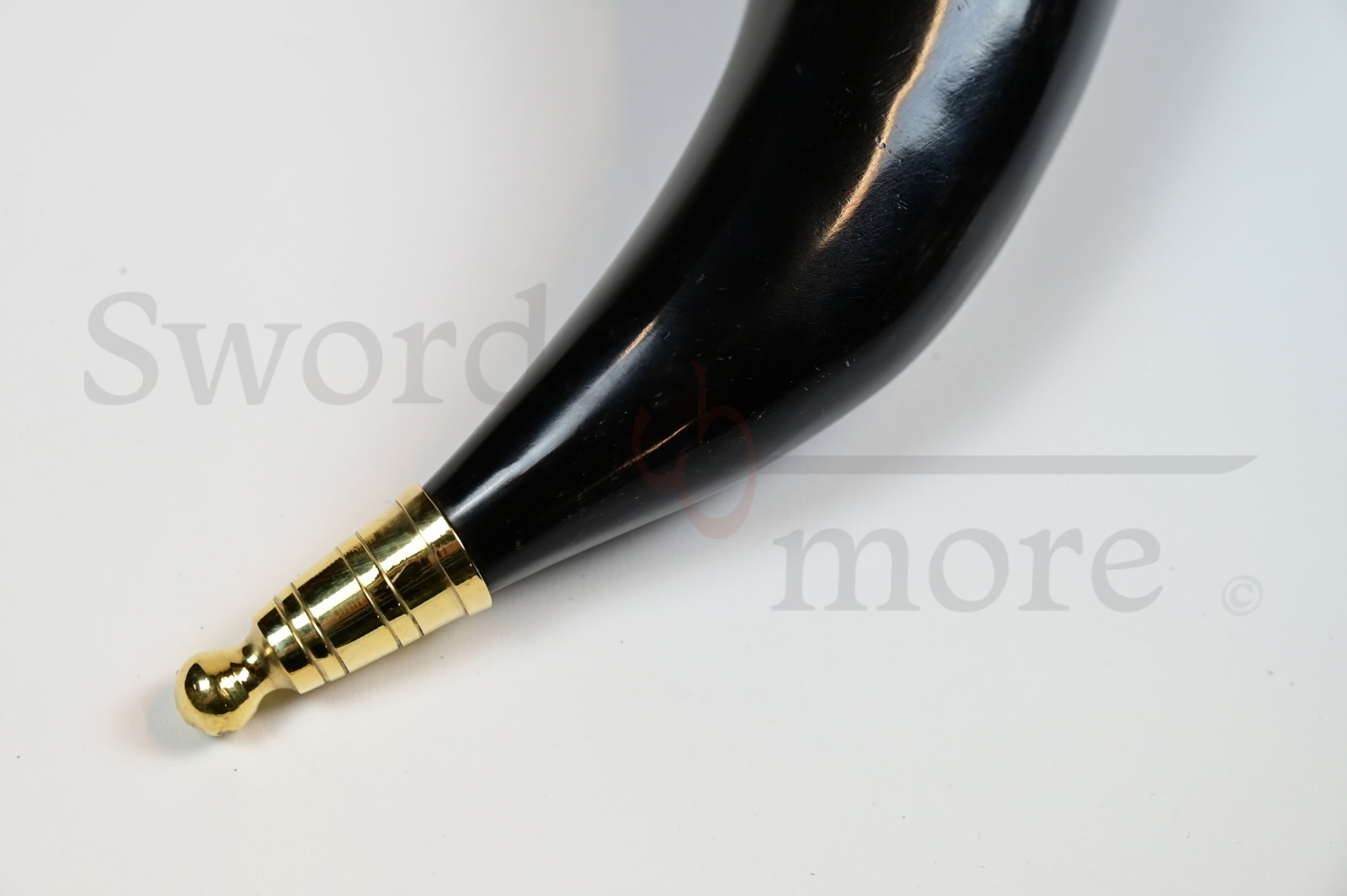 Wikingerhorn mit Schultergurt aus Leder