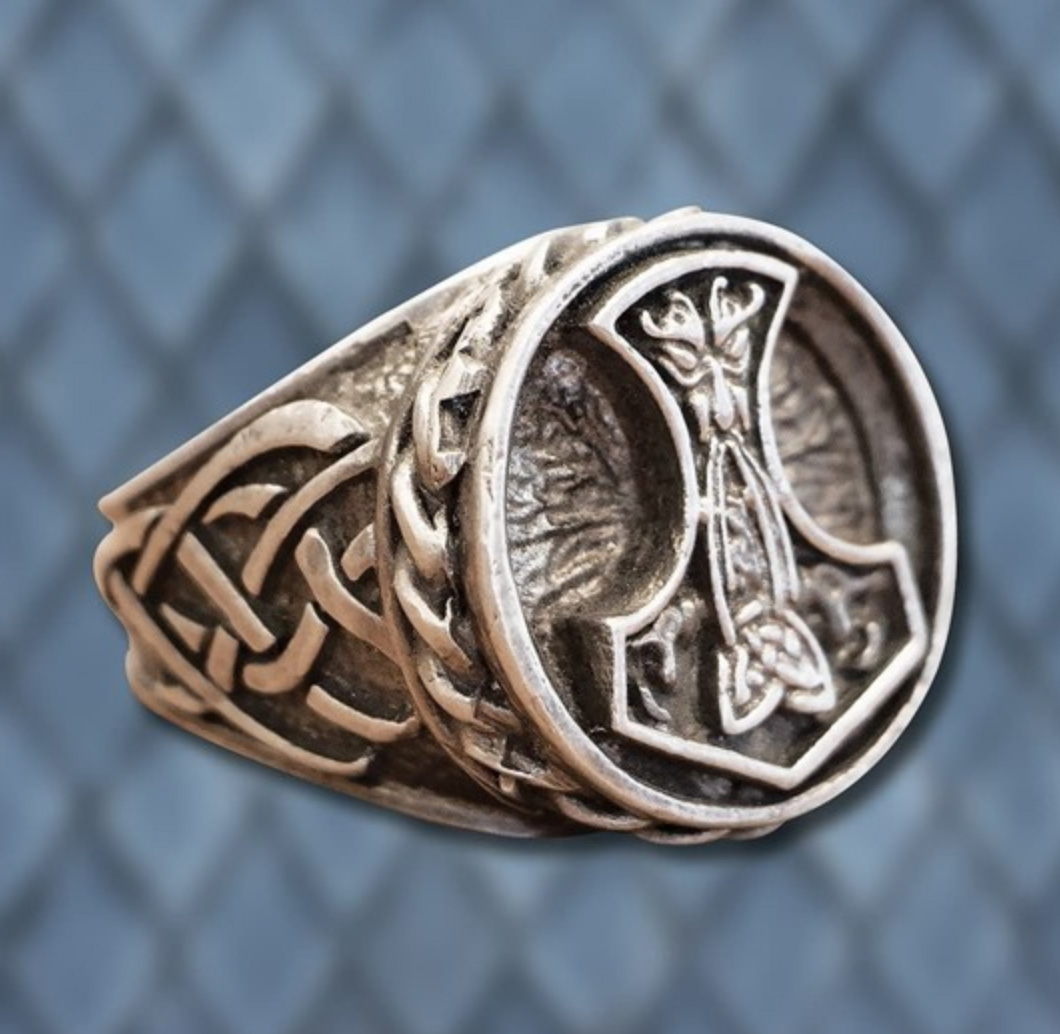 Thor’s Hammer Pewter Signet Ring