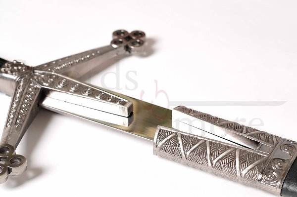 Sword Claymore with sheath