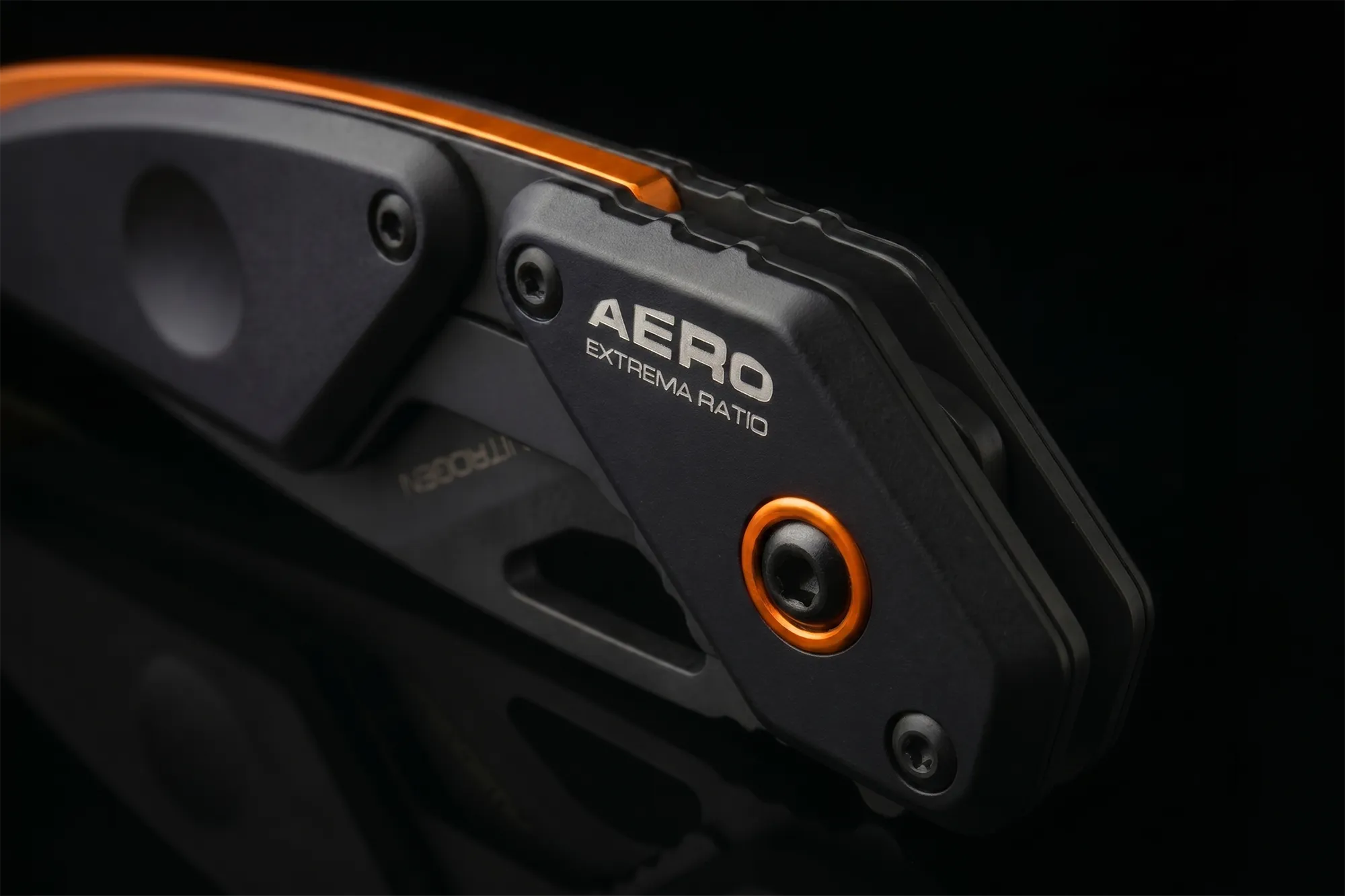 AERO NITROGEN BLACK ORANGE