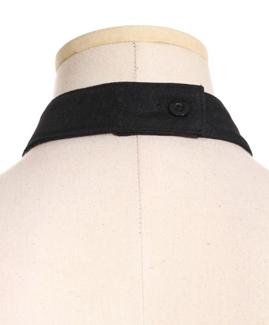Jabot, black