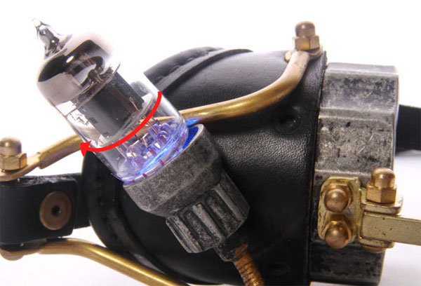 Monocle with LED black